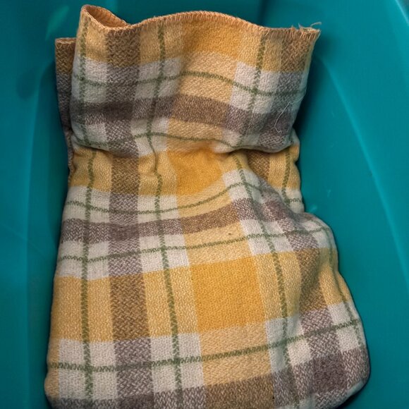 Vintage, Ayers, Plaid, Blanket in great condition - Picture 4 of 5